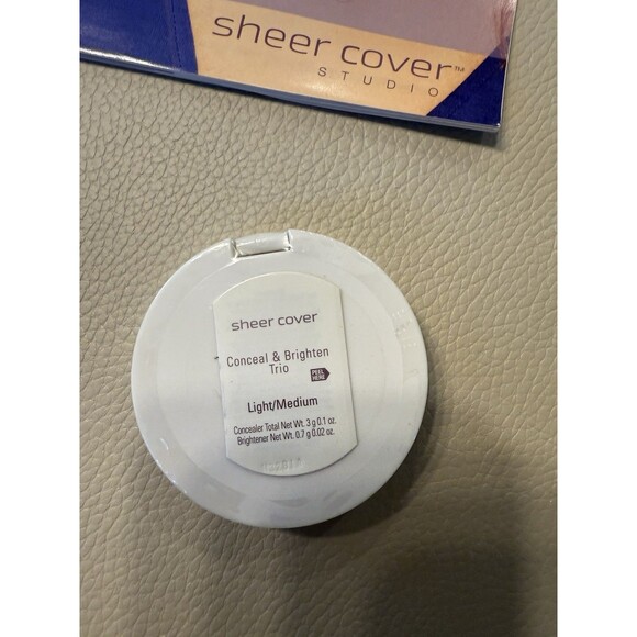 SHEER COVER Conceal & Brighten TRIO Concealer LIGHT/MEDIUM Full Size NEW Sealed - Picture 2 of 2